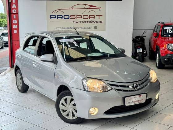 TOYOTA ETIOS 1.5 XS 16V FLEX 4P AUTOMÁTICO